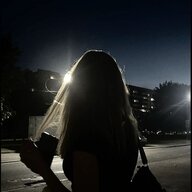 Leiko_Hezy