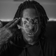1Lorenzo_Crawford